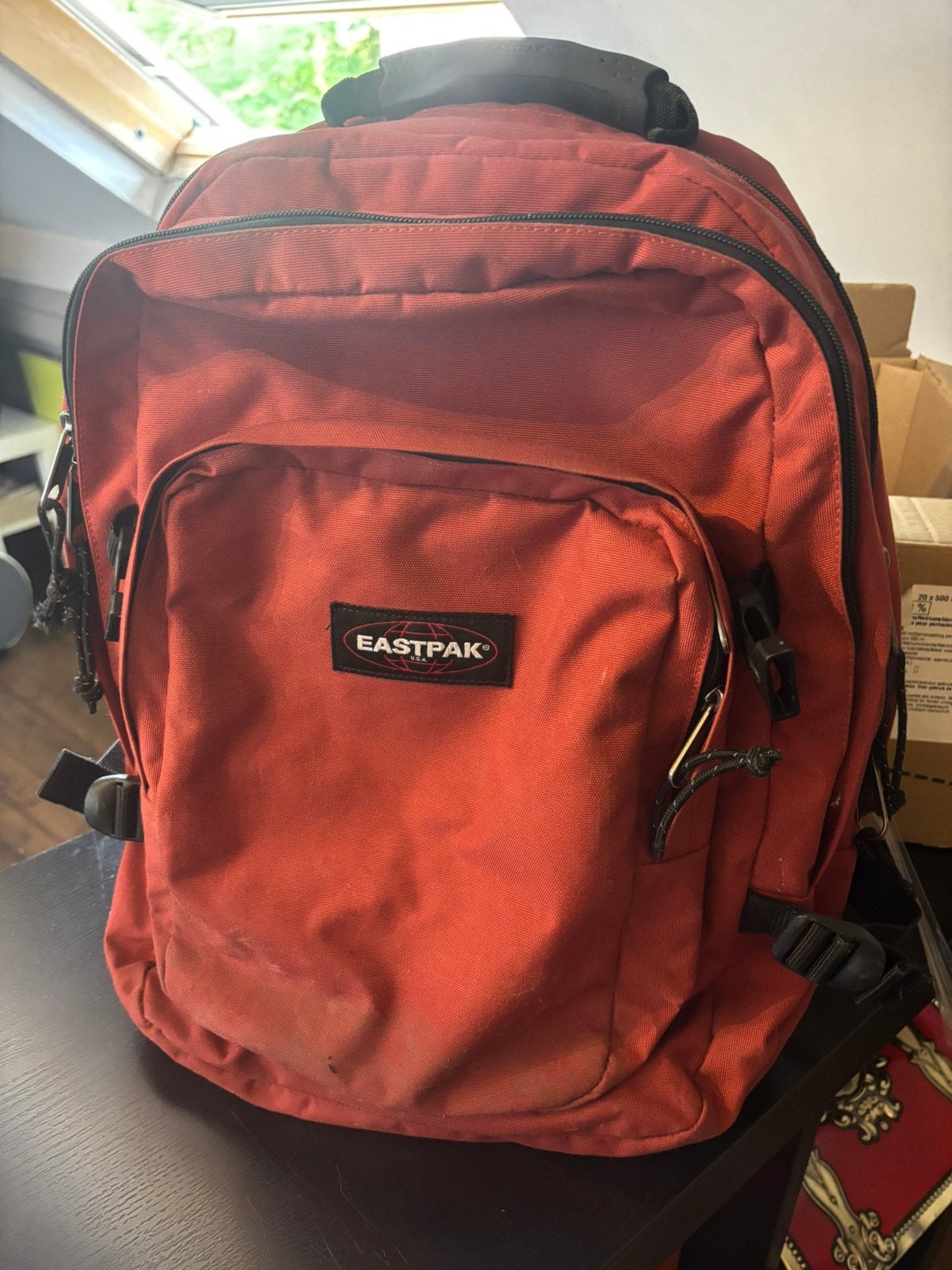Sac a dos eastpak rouge, Enlèvement, Utilisé, Rouge, Sac à dos