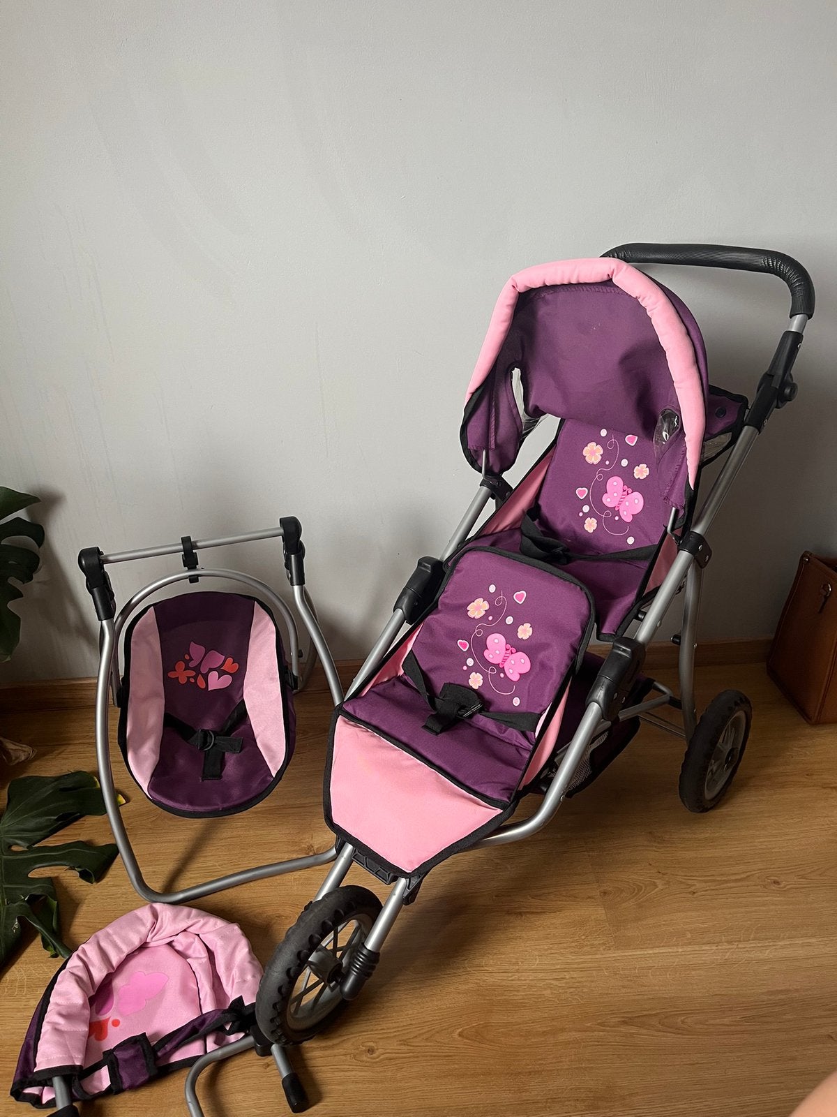 Buggy + wieg + tafelstoel voor poppen, Kinderen en Baby's, Speelgoed | Poppen, Ophalen, Gebruikt