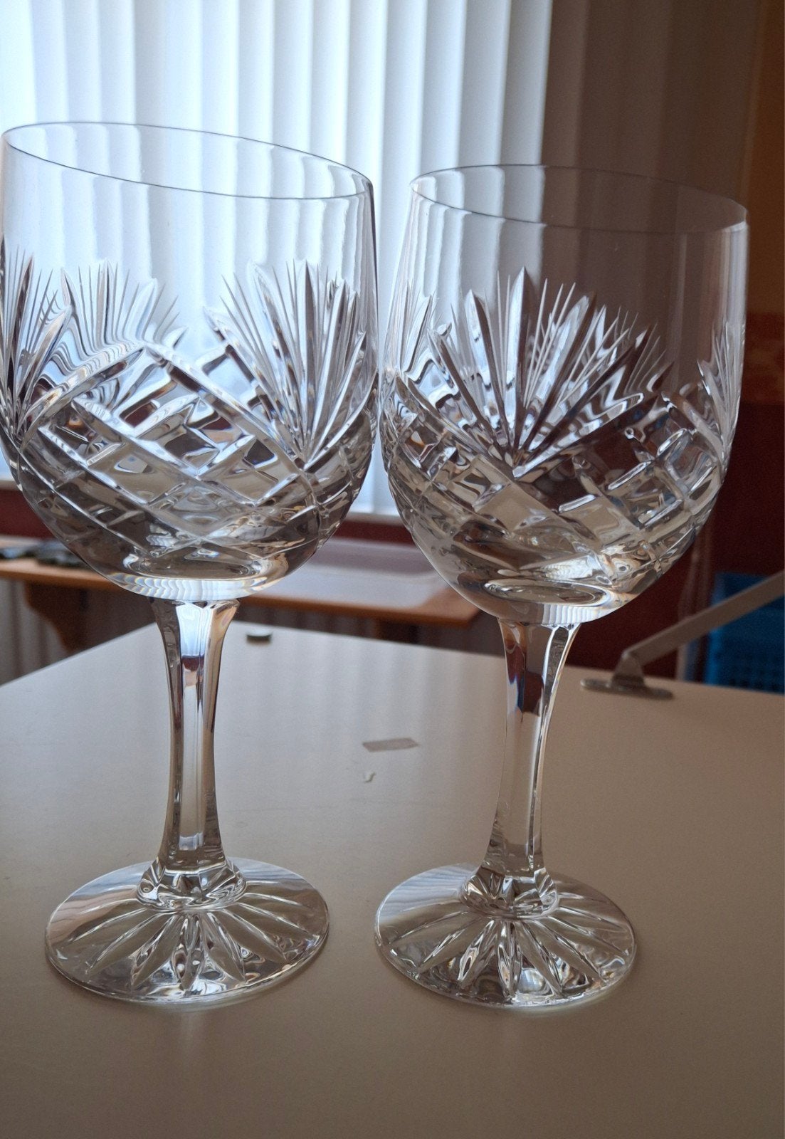 6 magnifiques grands verres à vin/verres à eau Zawiercie 
Mo, Enlèvement