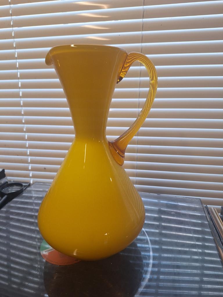 Vase opaline mid century jaune flash anse pâte de verre, Enlèvement ou Envoi