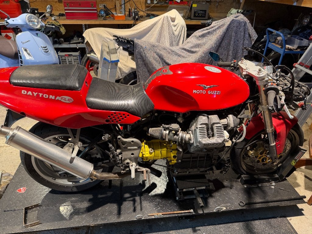Motoguzzi, Motoren, 2 cilinders, Gebruikt, Minimaal motorrijbewijs A2, Sport