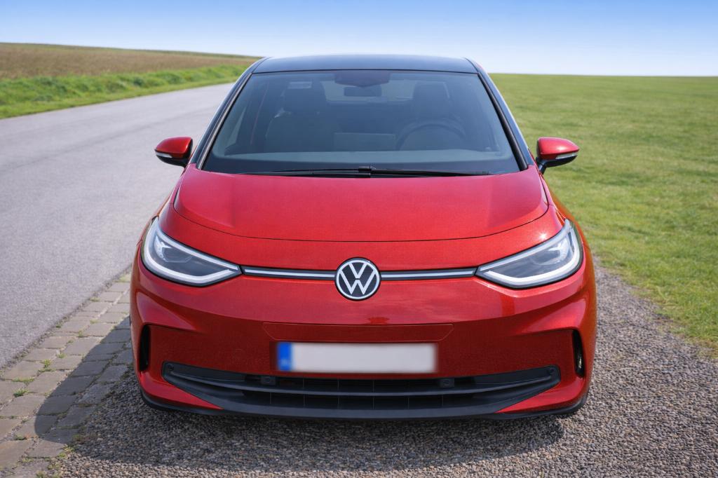 VW ID.3 Pro Performance Business—Option compl—18 500 km-2025, Autos, Volkswagen, Rouge, Achat, 5 places, Automatique