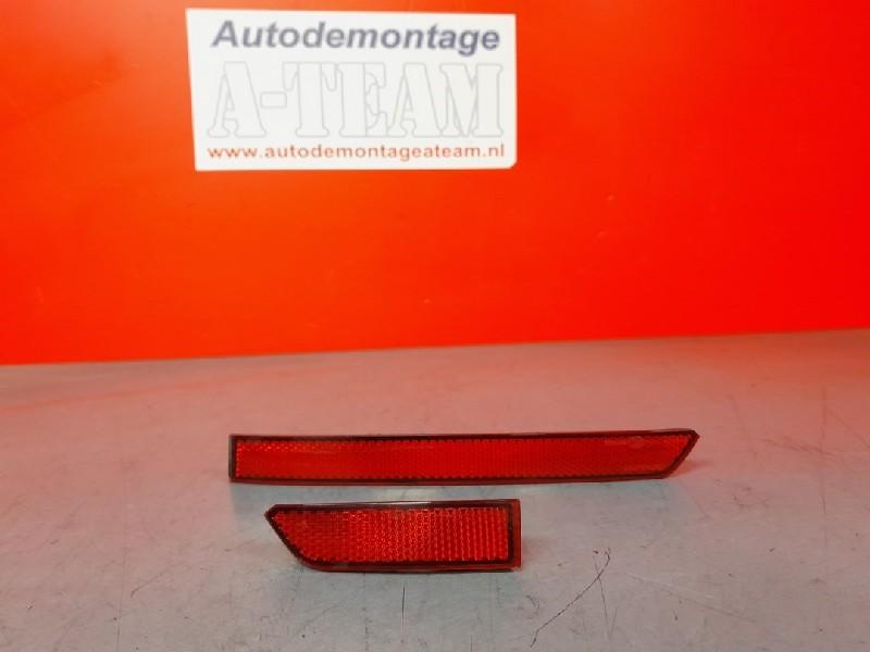 CATADIOPTRE COFFRE COUVERCLE Tiguan (AD1) (5NA945106A), Utilisé, Volkswagen