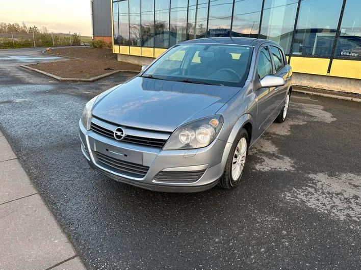 Opel Astra Bj.2005 / 1.4 benzine / 107.000km A/C, Auto's, Opel, Bedrijf, Astra, Benzine, Ophalen