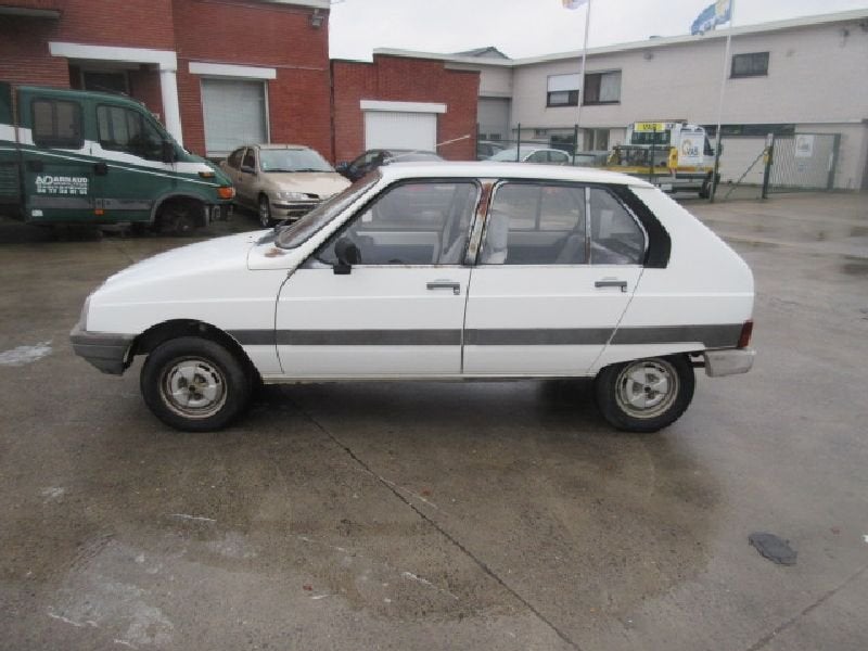 CITROEN VISA  BENZINE 01-82, Auto's, Overige modellen, Wit, Bedrijf, https://public.car-pass.be/vhr/ab2eda5c-657c-437c-998d-a8458078ace7