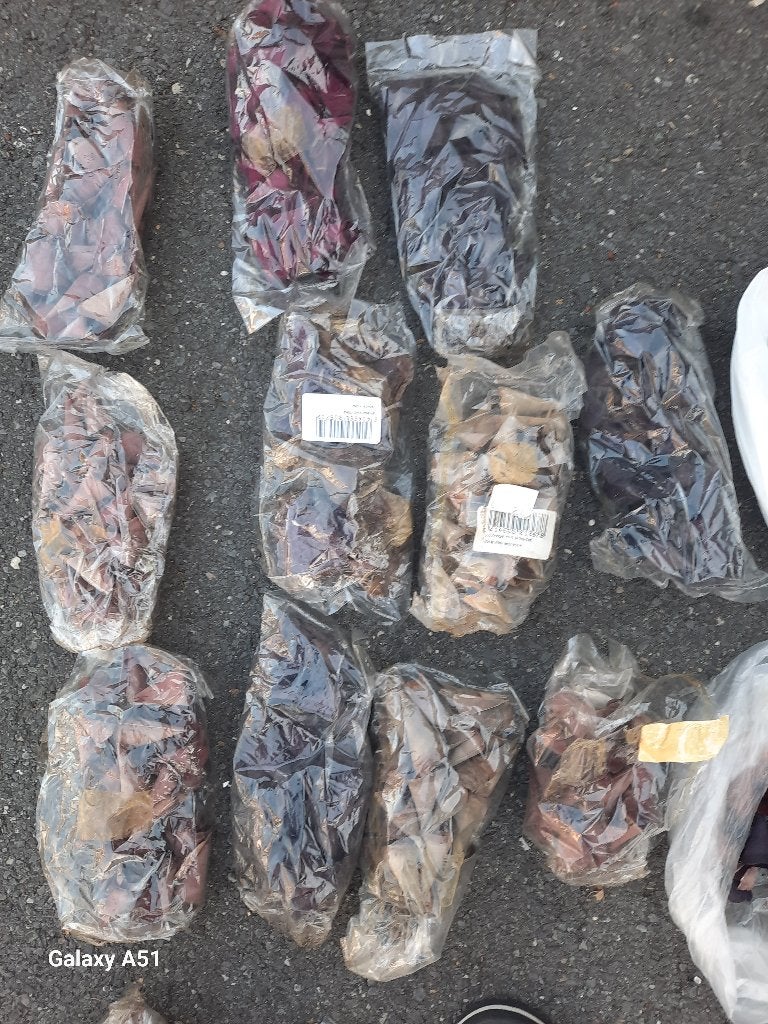 nieuwe pakjes kegeltjes purper enz.. voor deco of bloemschik, Enlèvement ou Envoi