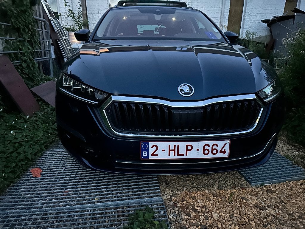 Sckoda octavia, Euro 6, Entretenue par le concessionnaire, Bleu, 5 portes