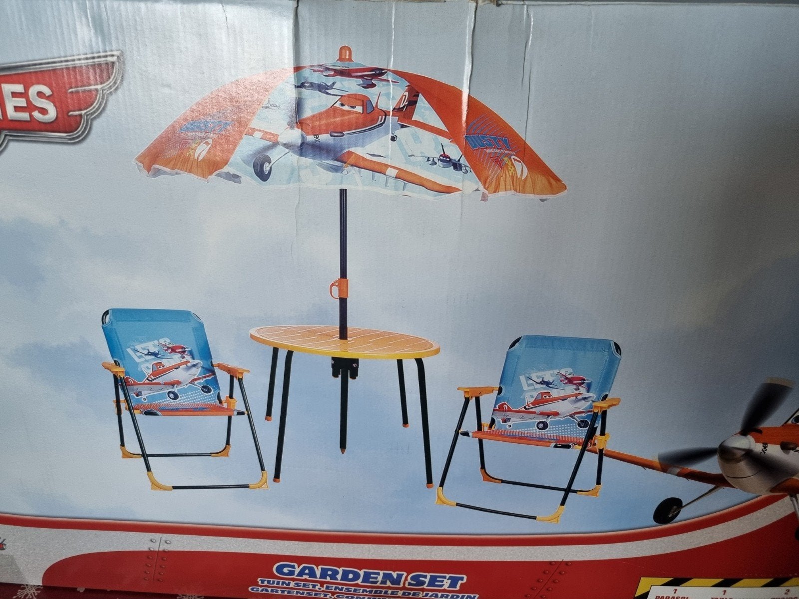 table cars, Enlèvement, Utilisé