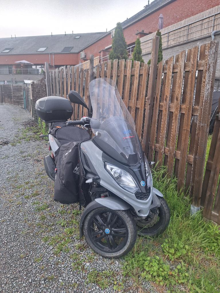 Piaggio MP3 rijbewijs B, Motoren, Scooter, 300 cc, Gebruikt, Particulier