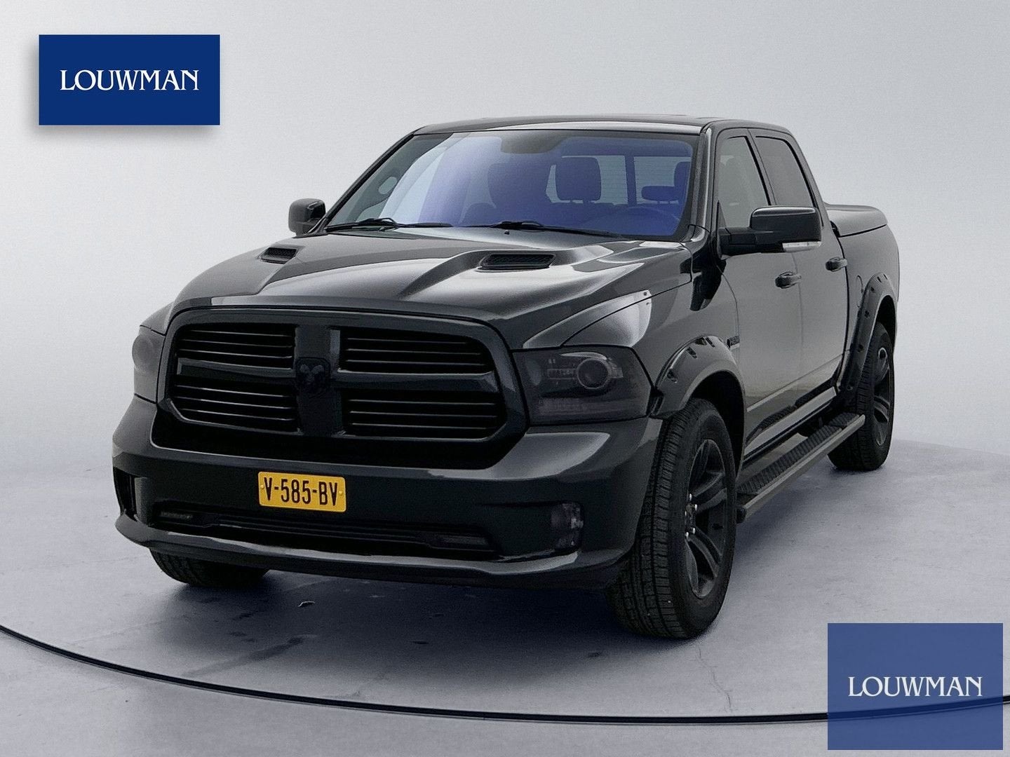 Dodge Ram 1500 5.7 V8 Quad Cab 6'4 Pano Leder Prins LPG Alpi, Auto's, Automaat, 298 g/km, Zwart, Bedrijf