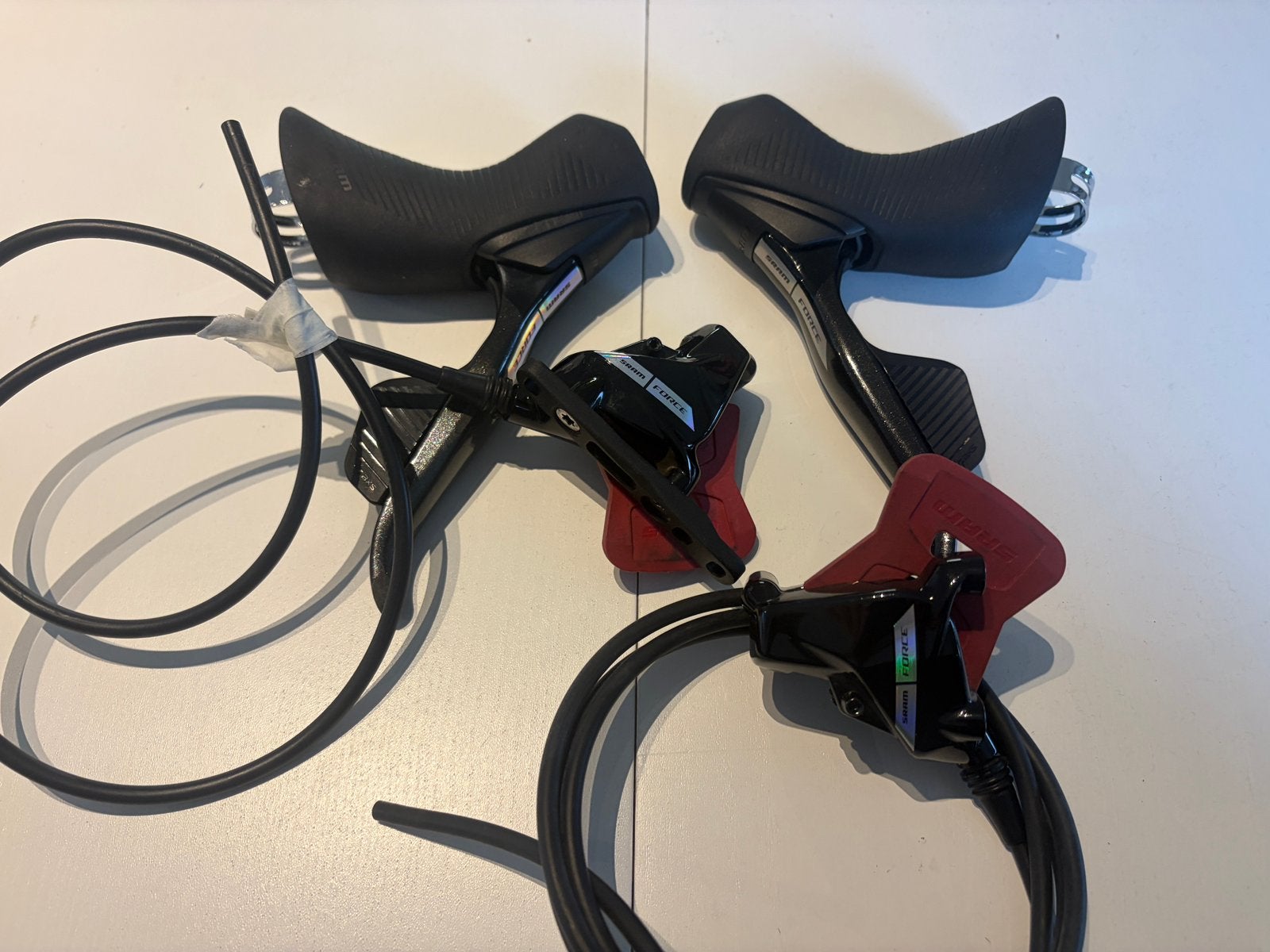 Sram force shifters en remklauwen, Enlèvement ou Envoi, Comme neuf, Gravelbike