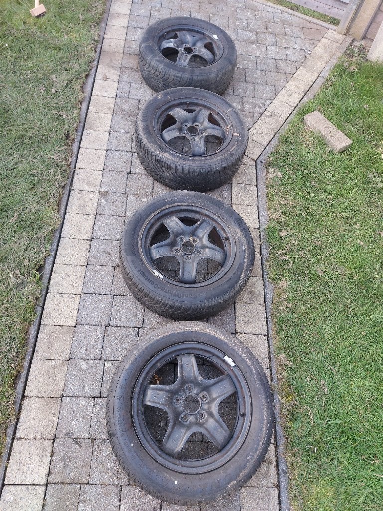 4x Winterbanden met velgen – 215/55 R16, Pneus et Jantes, 16 pouces, Véhicule de tourisme, Enlèvement