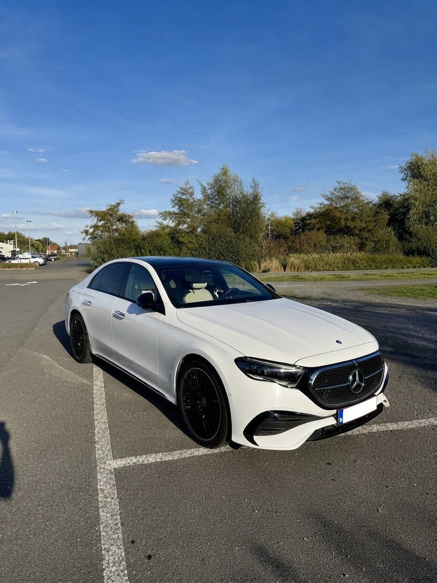 Pack nuit Mercedes Benz E200 Mildhyride AMG Line, Cuir, 5 portes, Automatique, Particulier