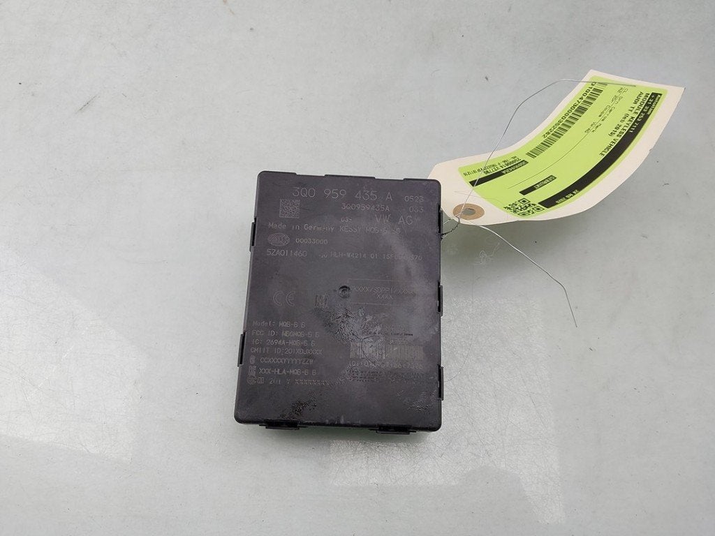 MODULE KEYLESS VEHICLE Audi TT (FV3 / FVP) (01-2014/09-2018), Auto-Union-Straße  1,
85057  Ingolstadt, DE, Info@audi.de, Audi
