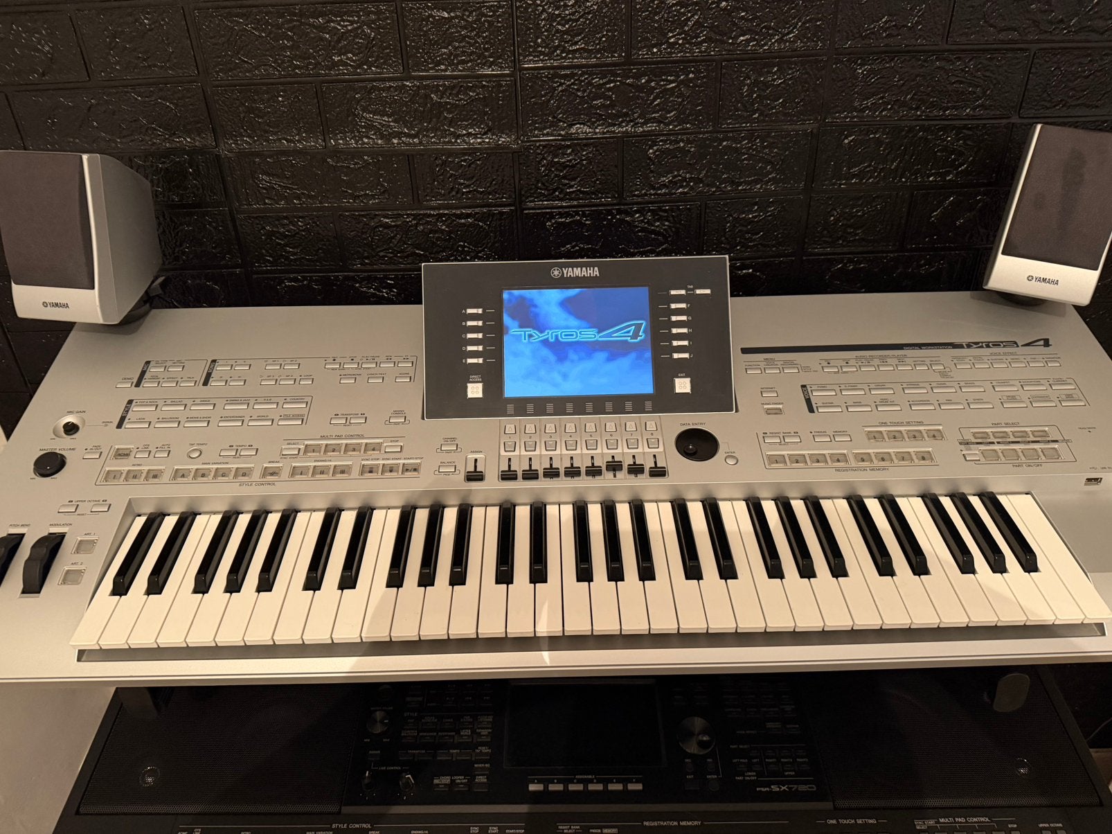 YAMAHA TYROS-4 unieke staat !!, Muziek en Instrumenten, Ophalen, Zo goed als nieuw, Yamaha