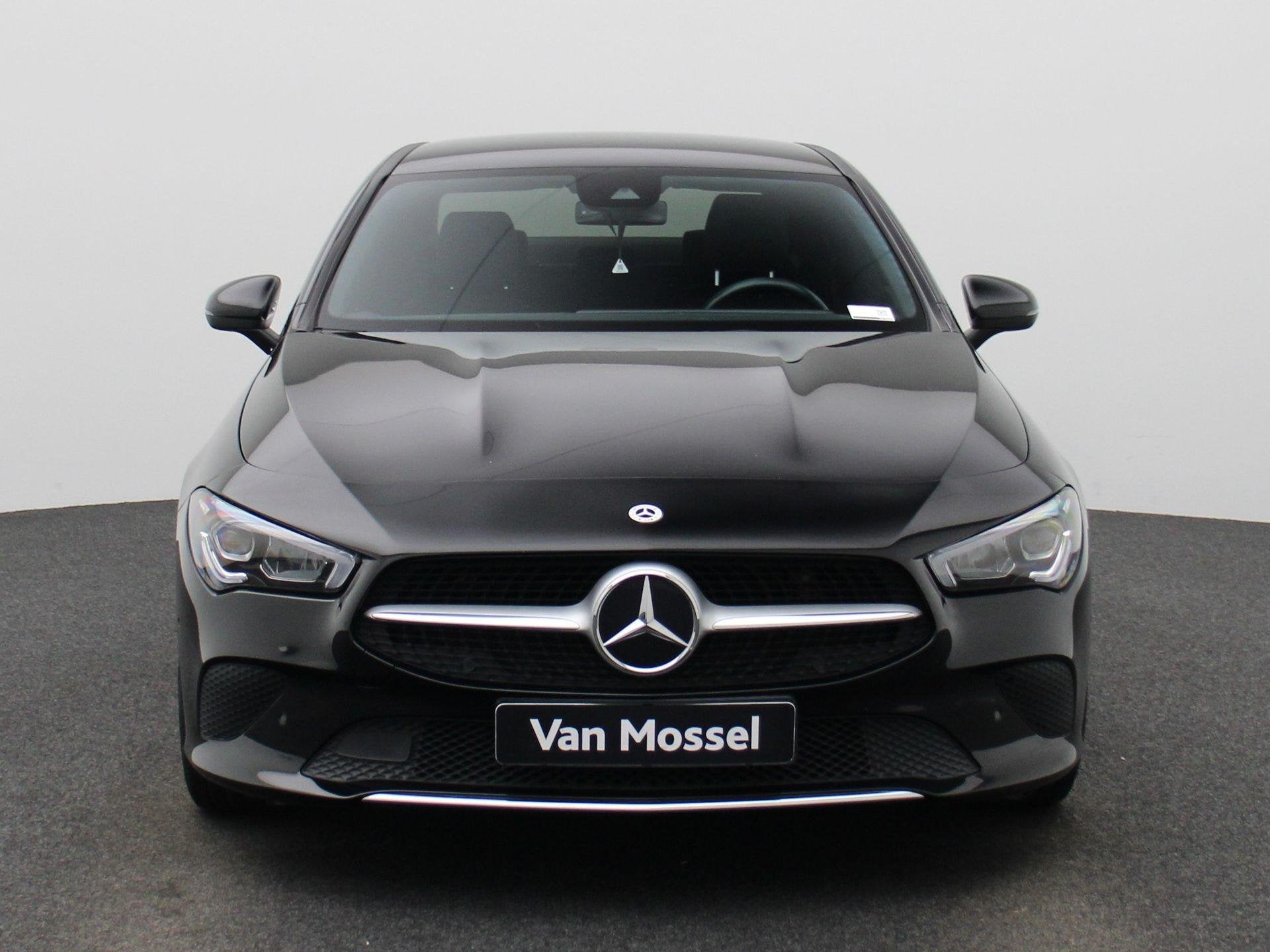 Mercedes-Benz CLA CLA 180 Business Solution, Auto's, Mercedes-Benz, Stof, Gebruikt, 136 pk, Bedrijf