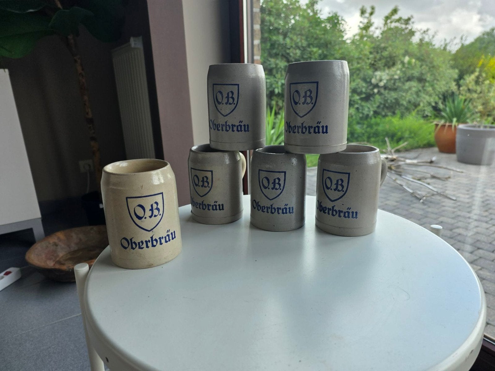 Lot de 6 chopes Oberbrau en grès, Antiquités & Art, Enlèvement