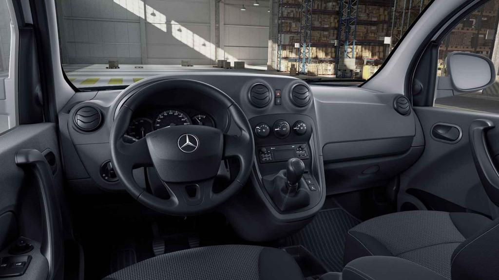 Mercedes-Benz Citan 108 CDI L2 6M Perfect Tool, Auto's, Bestelwagens en Lichte vracht, Voorwielaandrijving, Stof, Gebruikt, Zwart