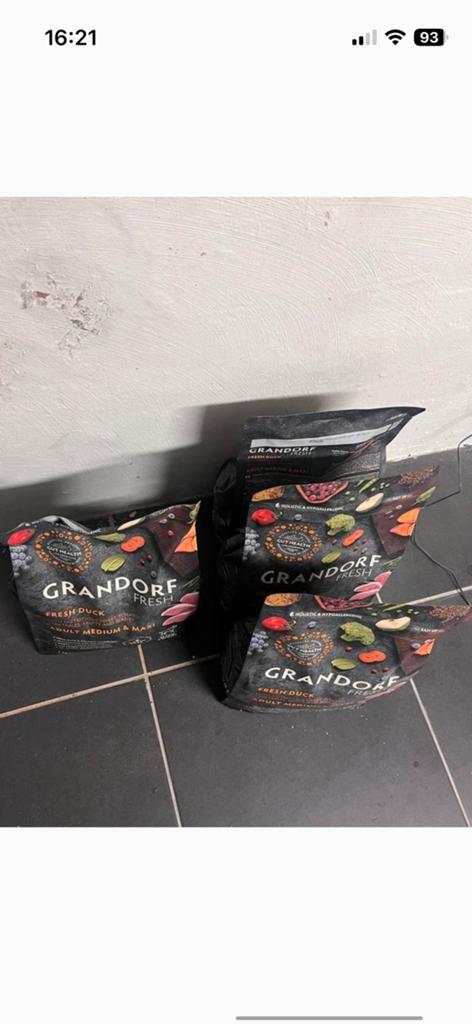Honden eten grandorf, Ophalen, Hond