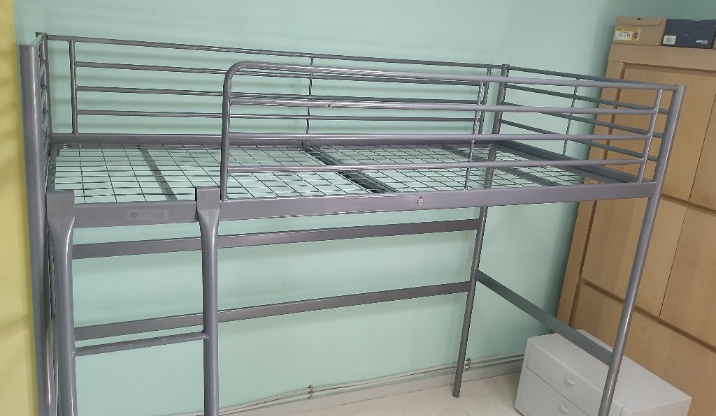 Lit mezzanine, lit bébé, lits superposés, métal, bon état, Enlèvement ou Envoi, Comme neuf, Lit mi-hauteur mezzanine