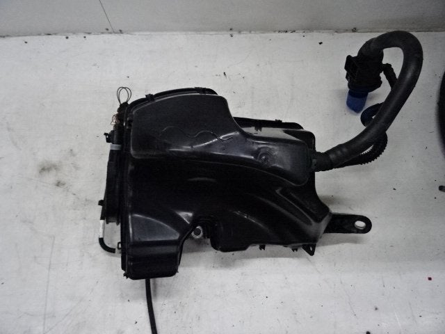ADBLUE TANK Volkswagen Polo VI (AW1) (2Q0131877G), Gebruikt, Volkswagen, Mevr. I. Hauben, Rue de l'Espoir 34 34
4030  GRIVEGNÉE, BE