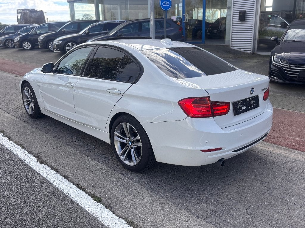 320D SPORT /LEDER/ZEER NETTE STAAT TOP ONDERHOUDEN GARANTIE, Auto's, BMW, 1995 cc, Zwart, Wit, Bedrijf