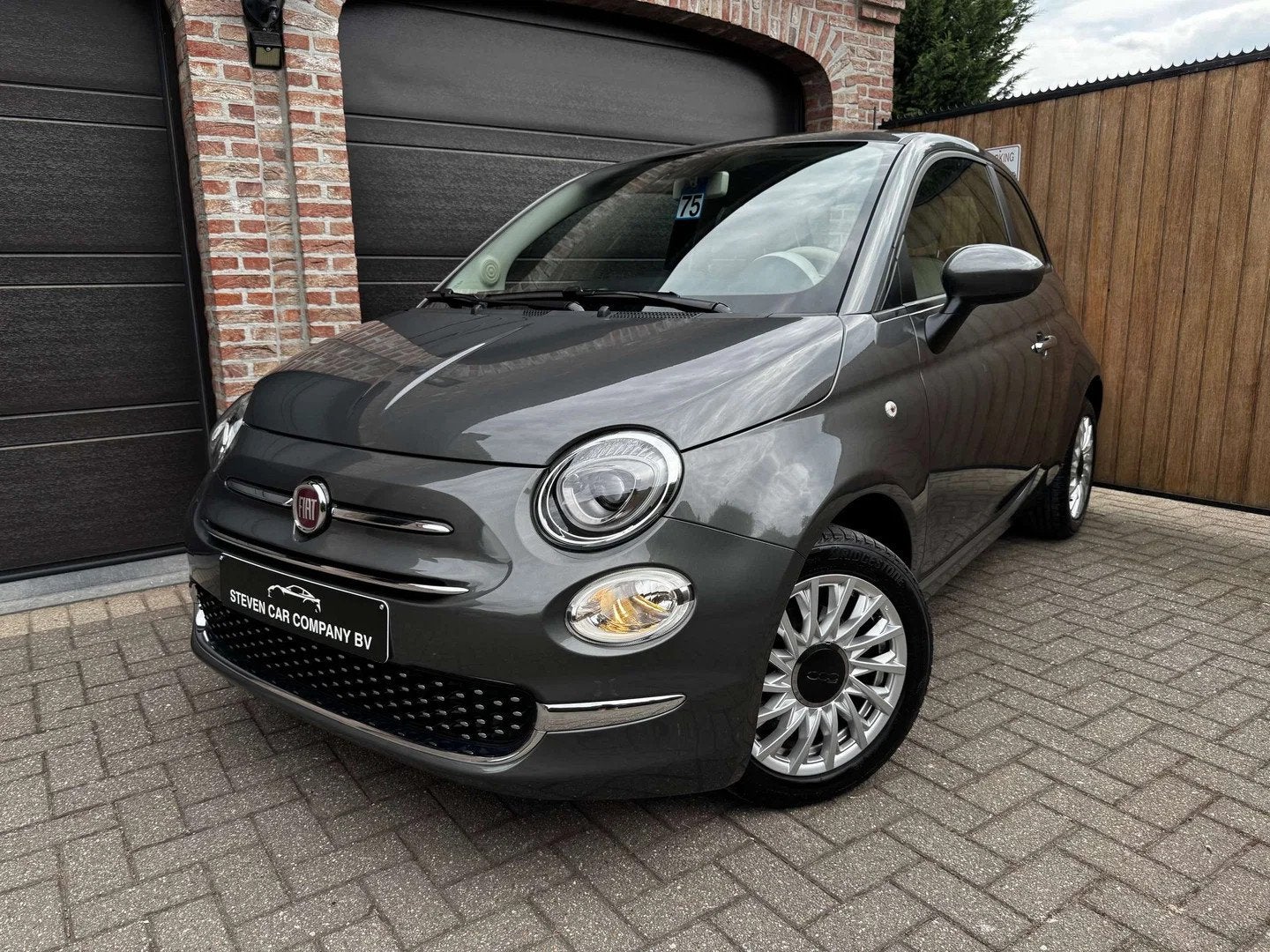 Fiat 500 | HYBRID | NAVI | CARPLAY | PDC | A/C | CRUISE CONT, Auto's, 4 zetels, Gebruikt, Bedrijf, Hybride Elektrisch/Benzine