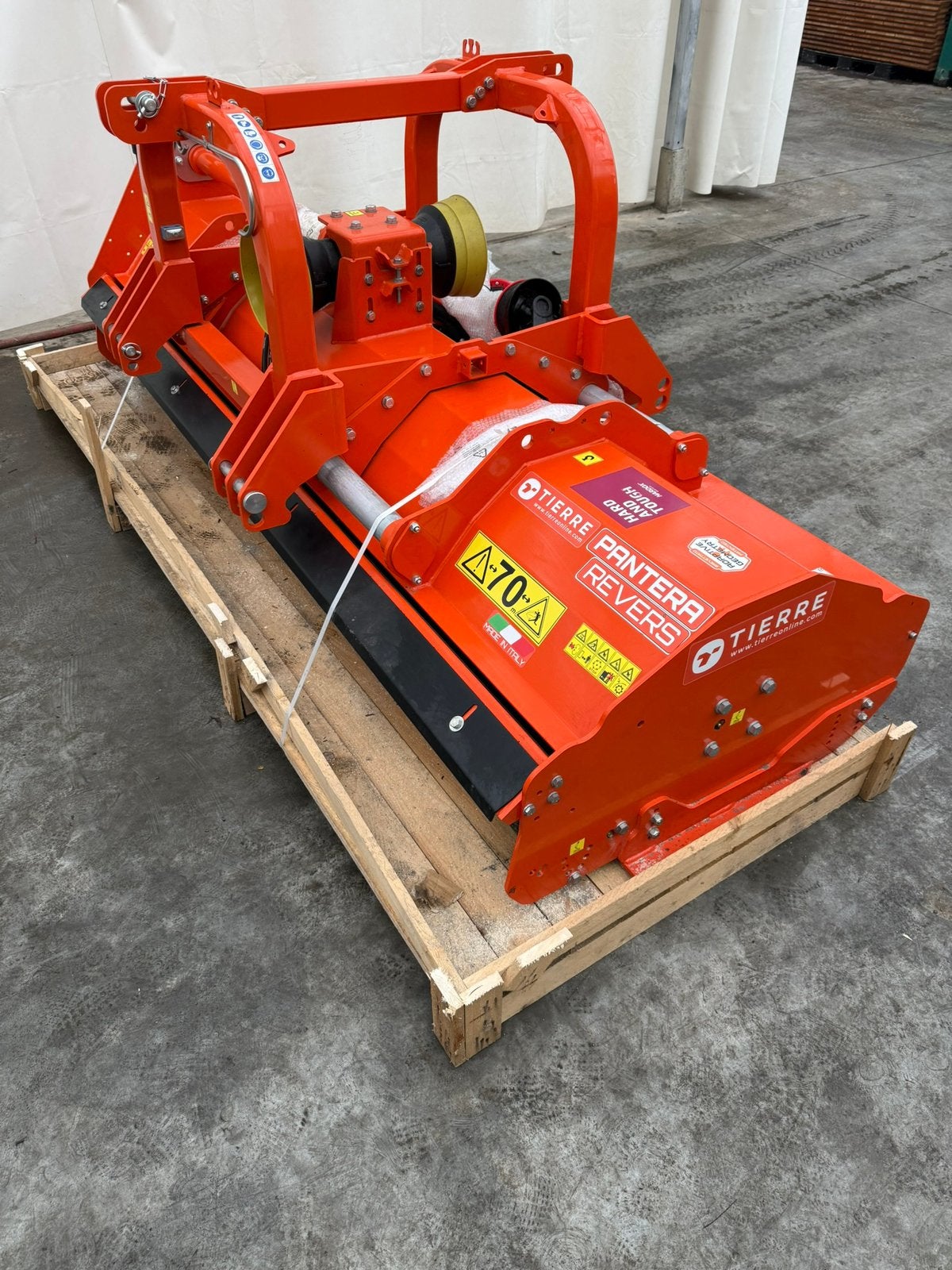 Nouvelle faucheuse à fléaux Tierre Pantera Tevers 280 Duo, Enlèvement
