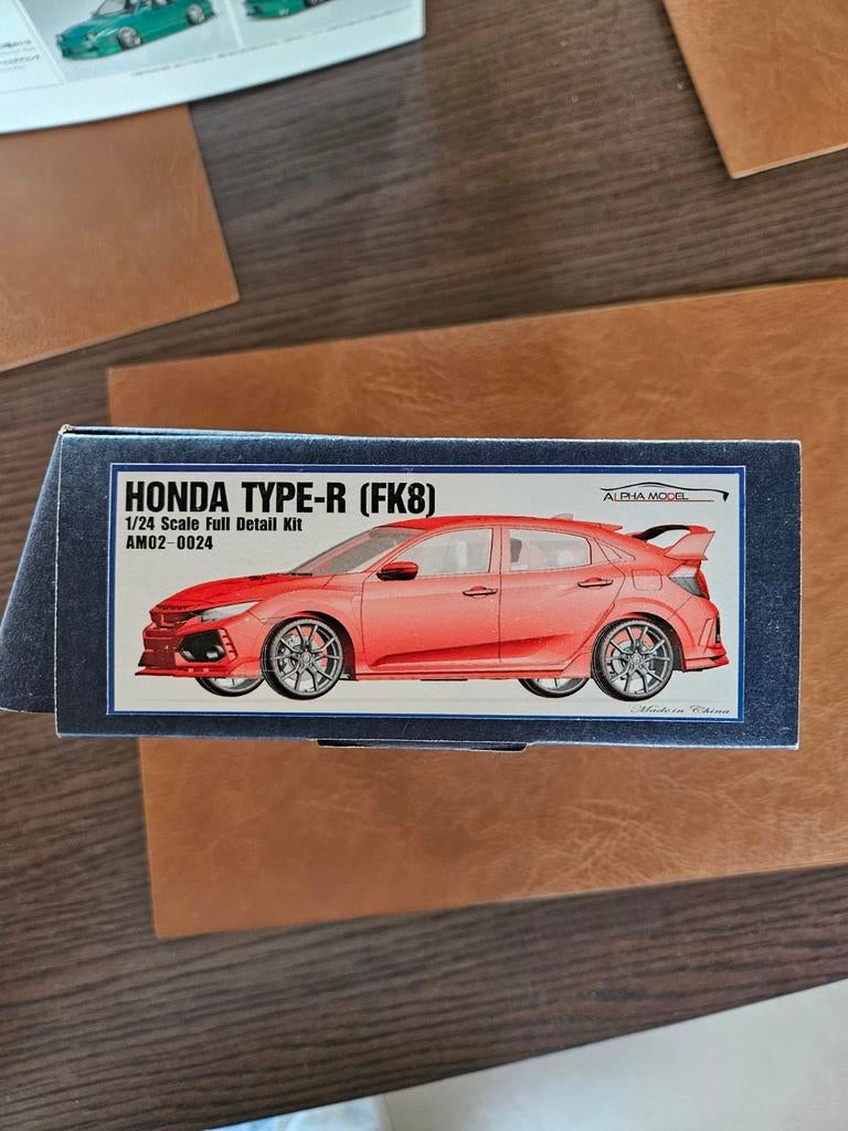 Alpha Model Kit 1/24, Enlèvement ou Envoi