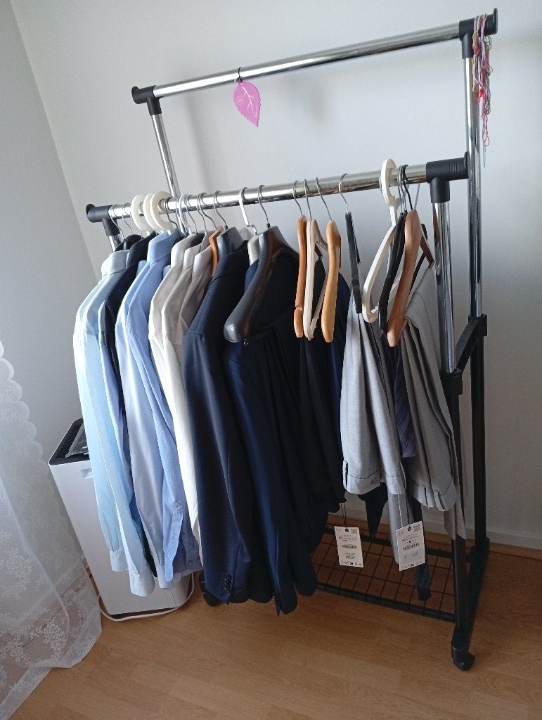 Portant à vêtements double GUDME noir/chrome (JYSK), Vêtements | Femmes, Enlèvement, Comme neuf