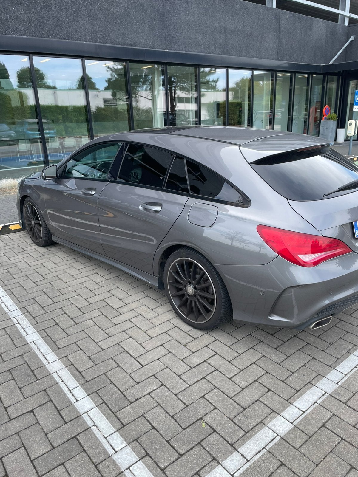 Mercedes CLA Shooting Break AMG line, Autos, Noir, 5 portes, Particulier, 4 cylindres