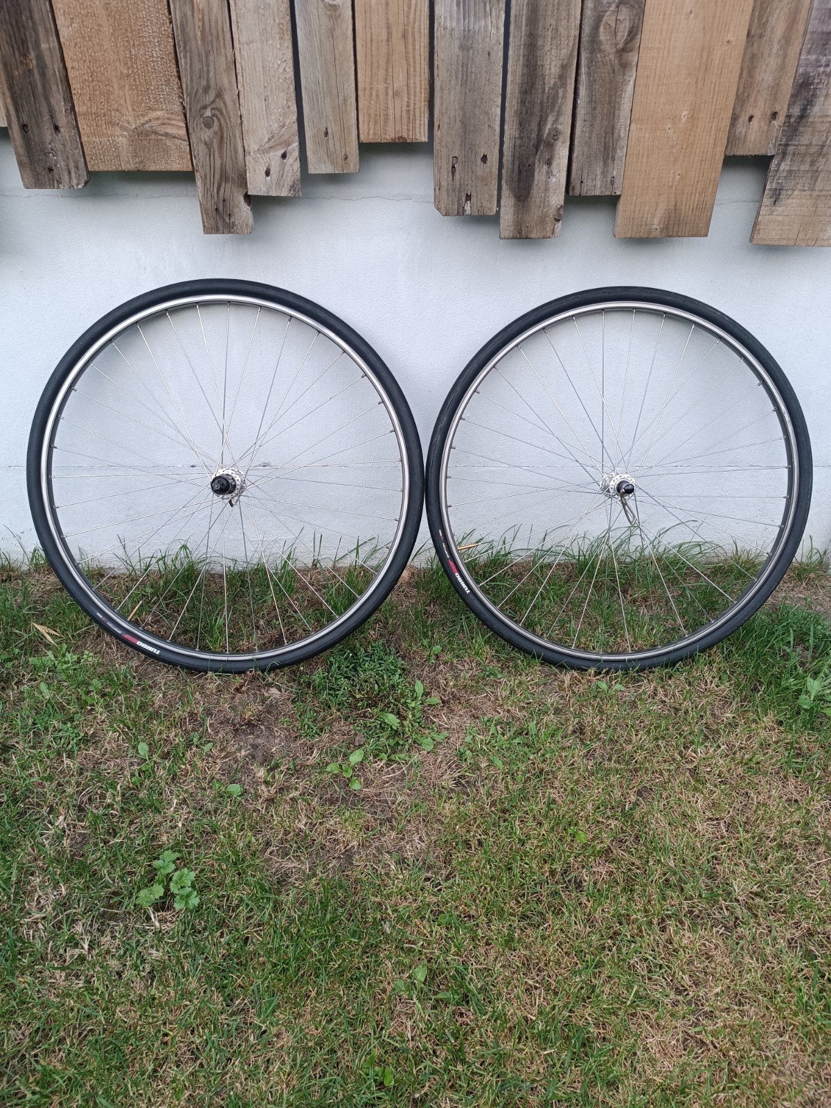 roue avec moyeu dura ace, Enlèvement, Roue