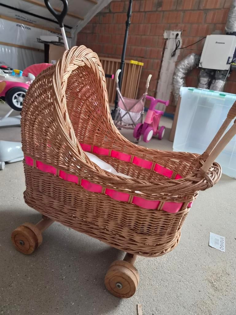 Mooie poppenwagen, Kinderen en Baby's, Speelgoed | Poppen, Ophalen