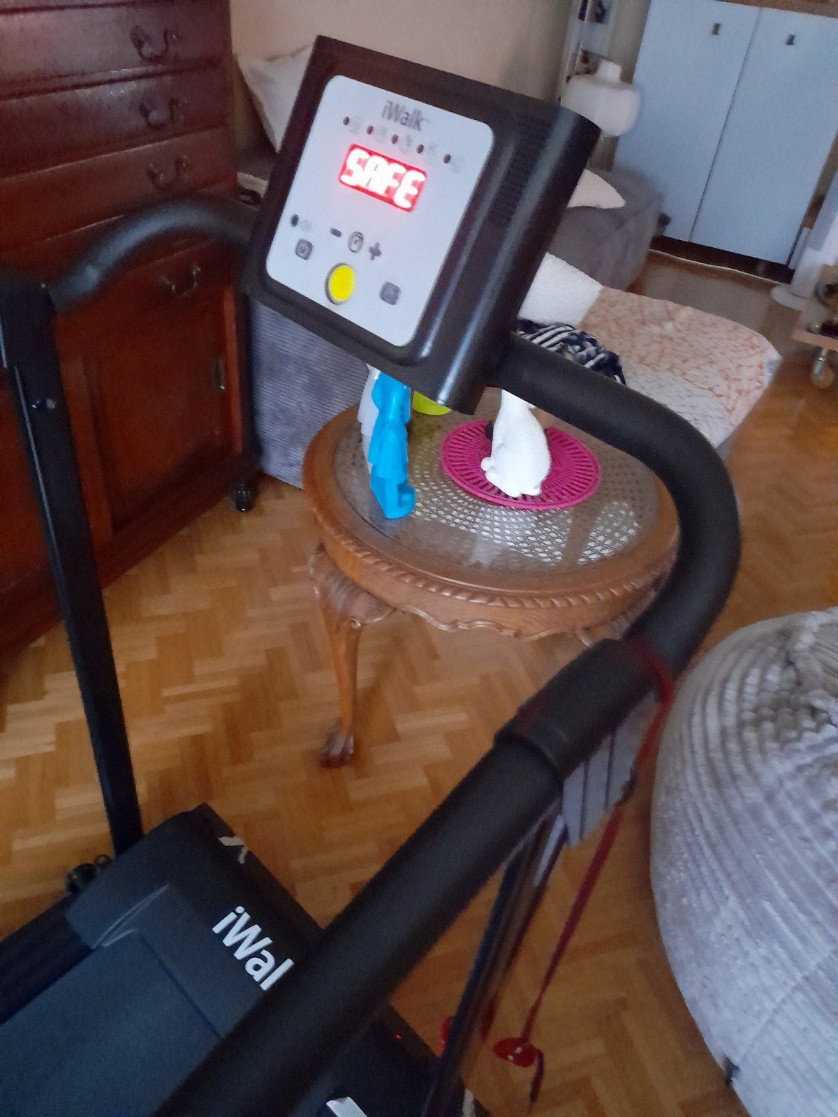 Tapis de marche Iwalk, Enlèvement