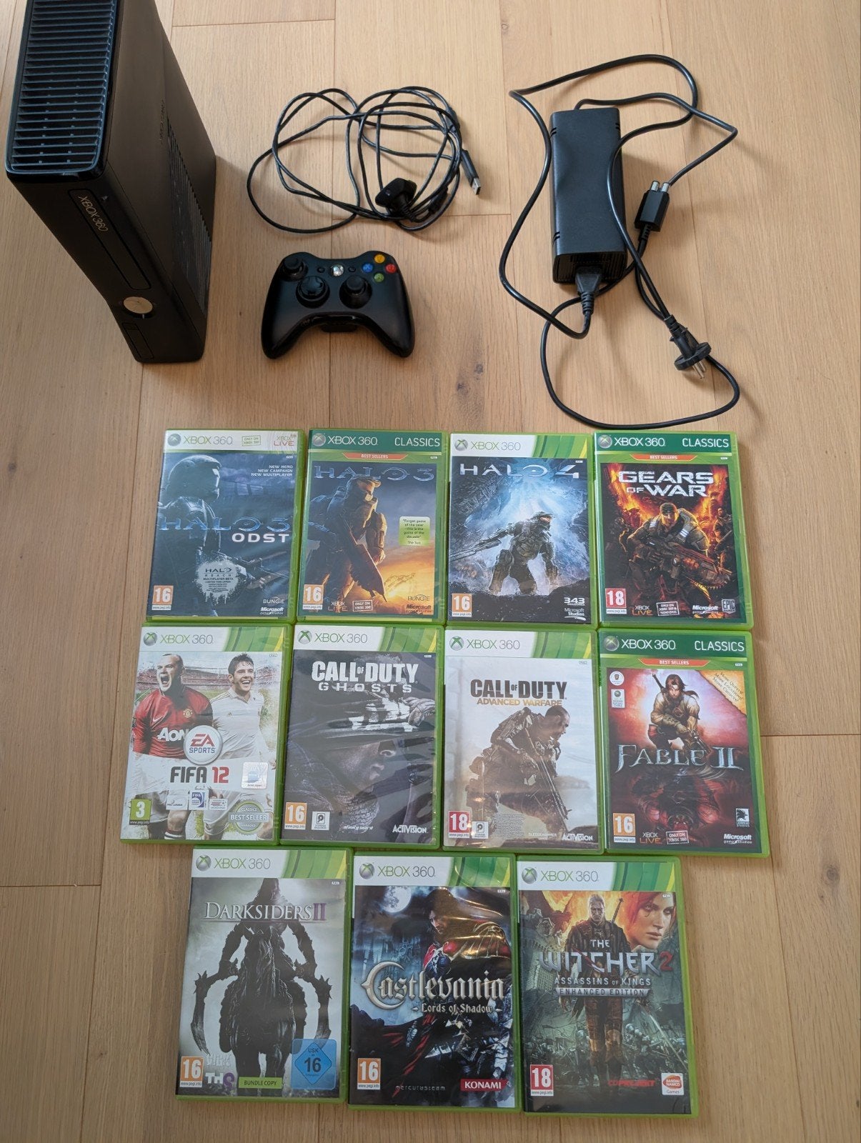 XBOX 360 S + 11 games, Games en Spelcomputers, Spelcomputers | Xbox 360, Gebruikt, 250 GB, 360 S, Met 1 controller, Met games