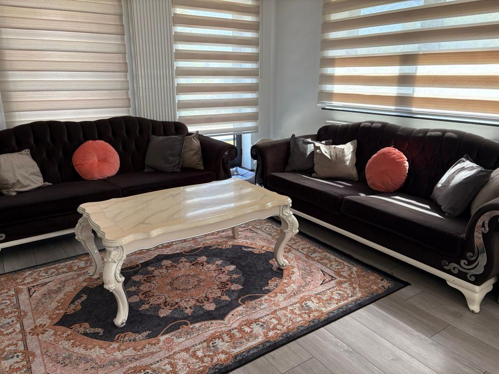 Complete set (banken + eettafel + 6 stoelen + lampen), Huis en Inrichting, Ophalen, Gebruikt, Hout