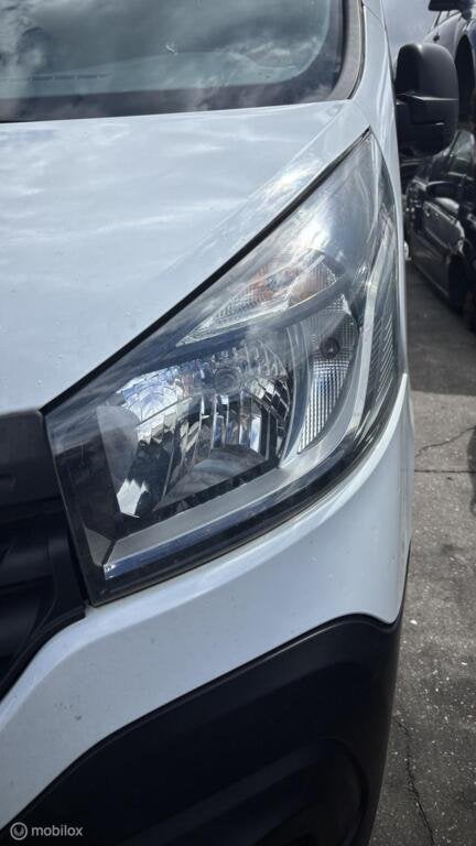 Koplamp links Renault Trafic bestel II ('14-'21), Gebruikt, Renault, Ophalen of Verzenden