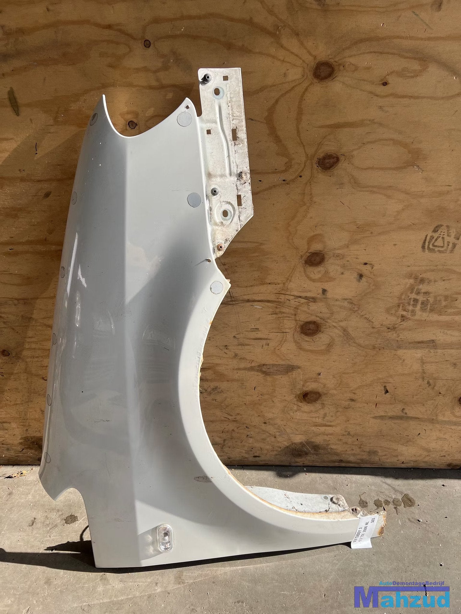 VW CADDY 3 wit rechts voorscherm 2004-2014, Volkswagen, Volkswagen AG, Vw@volkswagen.de, Utilisé