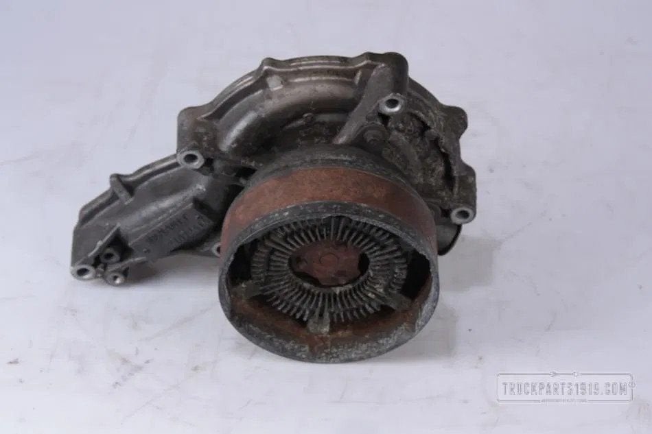 Renault 7421974078 Waterpomp Renault DXI11, Auto-onderdelen, Vrachtwagen-onderdelen, Ophalen, Gebruikt, Renault, Motor en Accessoires