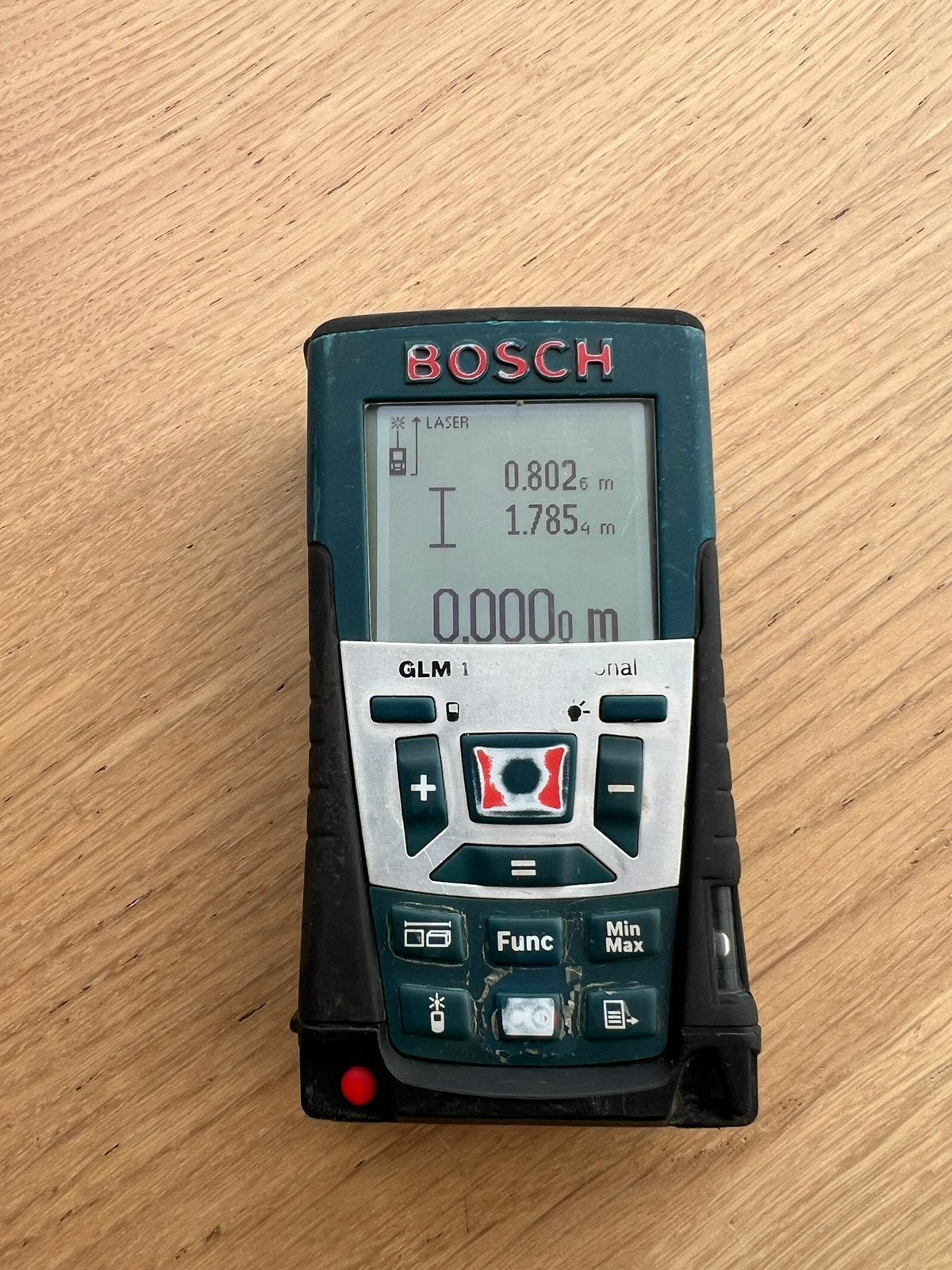 Télémètre Bosch, Ophalen, Gebruikt