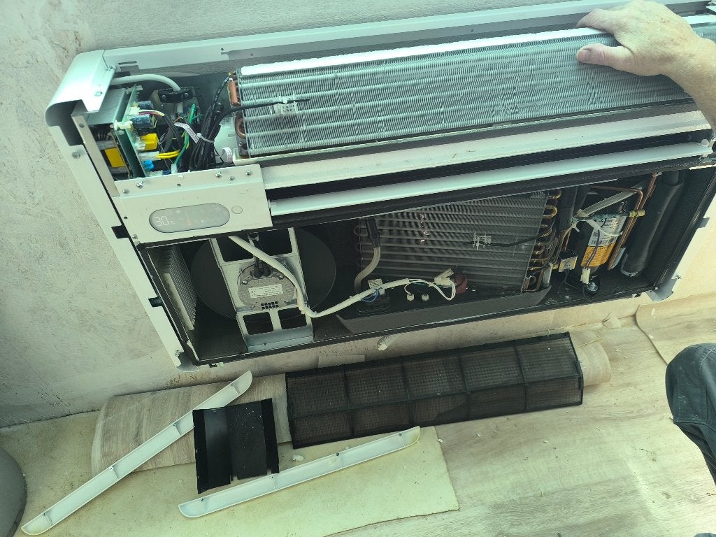 recherche de l aide ou conseil pour reparer pompe a chaleur, 800 watts ou plus, Comme neuf, Enlèvement, 80 cm ou plus