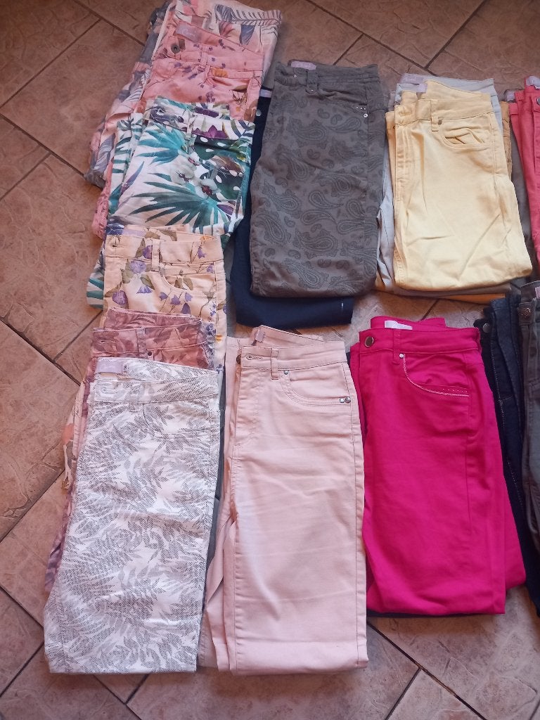 25 pantalons et autres vêtements, Enlèvement ou Envoi, Porté