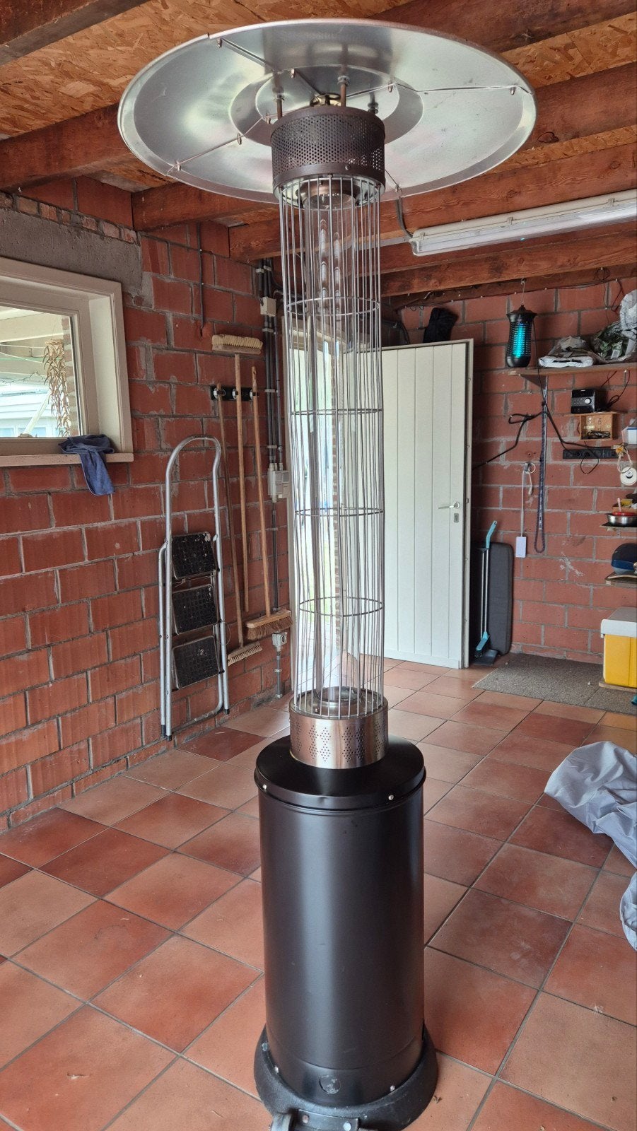 Terrasverwarmer outrade, Ophalen