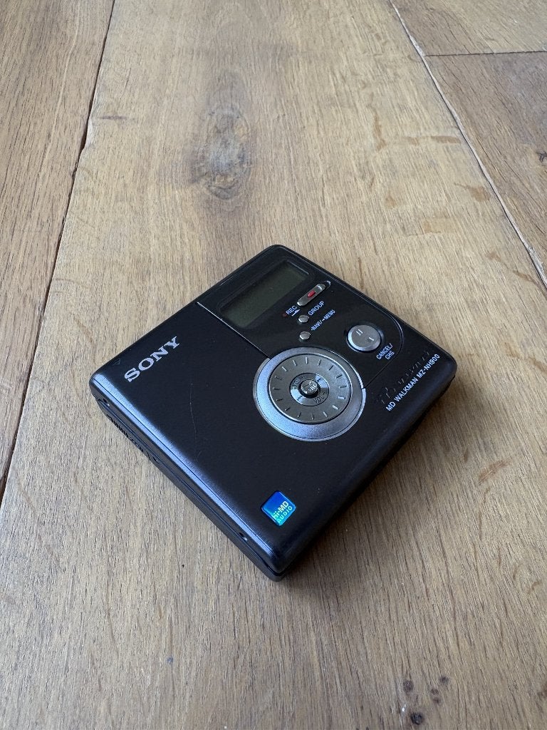 Sony MiniDisc Hi-MD MZ-NH900 - Complet + 4 Disques Hi-MD 1Go, Enlèvement ou Envoi, Enregistreur MiniDisc