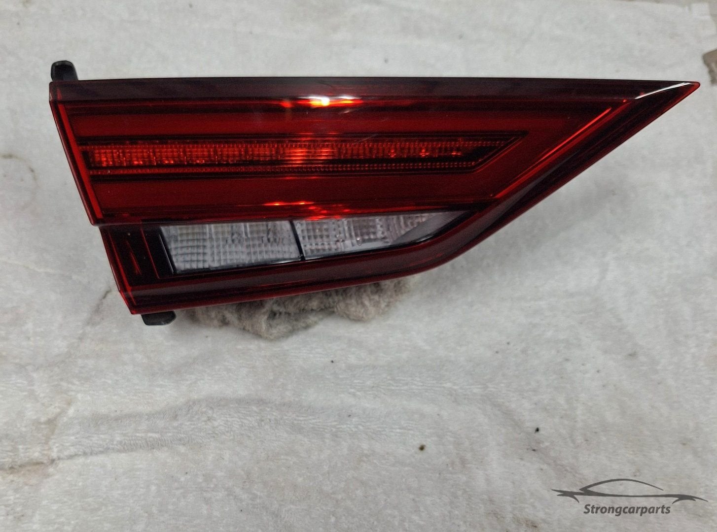 Achterlicht Audi A3 limousine links binnen 8V5945093D, Autos : Pièces & Accessoires, Éclairage, Audi, Utilisé, Enlèvement ou Envoi