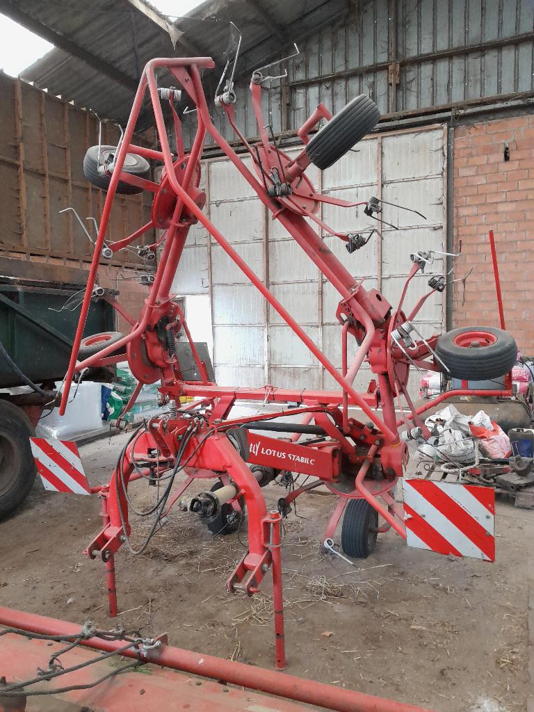 Lely Lotus 675, Zakelijke goederen, Landbouw | Werktuigen, Ophalen of Verzenden, Veehouderij, Weidebouw