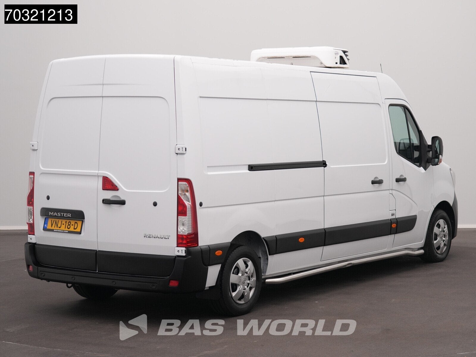 Renault Master 135PK Koelwagen L3H2 Carrier Xarios 350 LED A, Auto's, 135 pk, Stof, Gebruikt, Euro 6