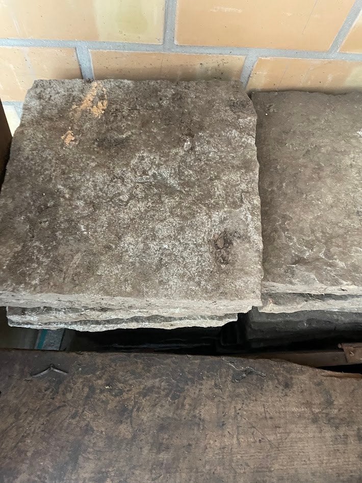 30-tal betonnen / stenen tegels, Tuin en Terras, Ophalen, Gebruikt