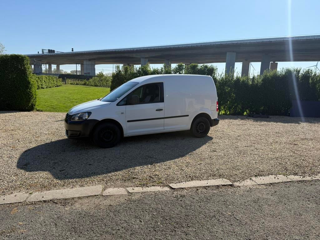 Caddy te koop, Diensten en Vakmensen