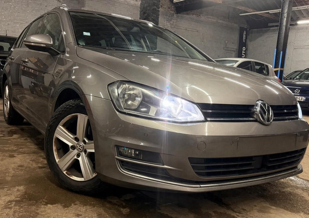 Golf 7 break Highline, Alcantara, Noir, 5 portes, Traction avant